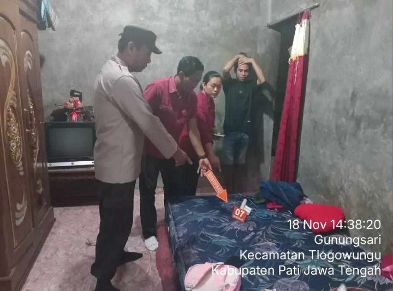 Polisi olah TKP kasus pencurian di Dukuh Pangonan