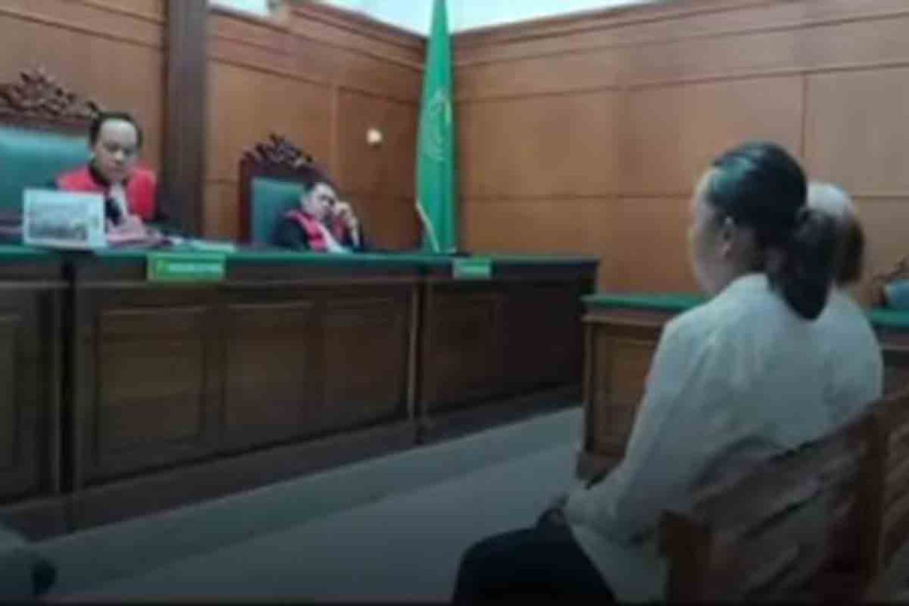 Sidang vonis Patricia Desy Arifianti dan Anastasia Paramita Dinda Arifiany