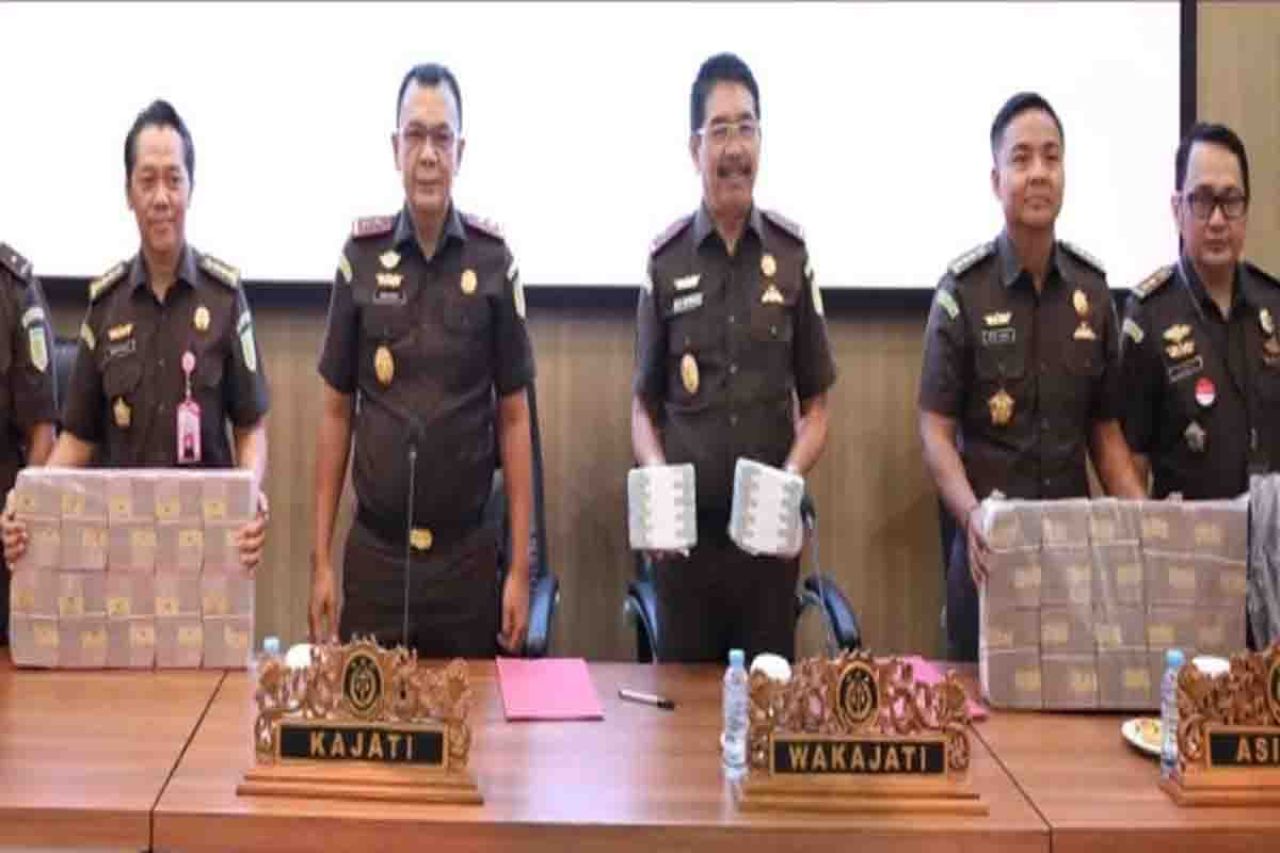 Uang Rp 47 Miliar yang disita Kejati Jawa Timur