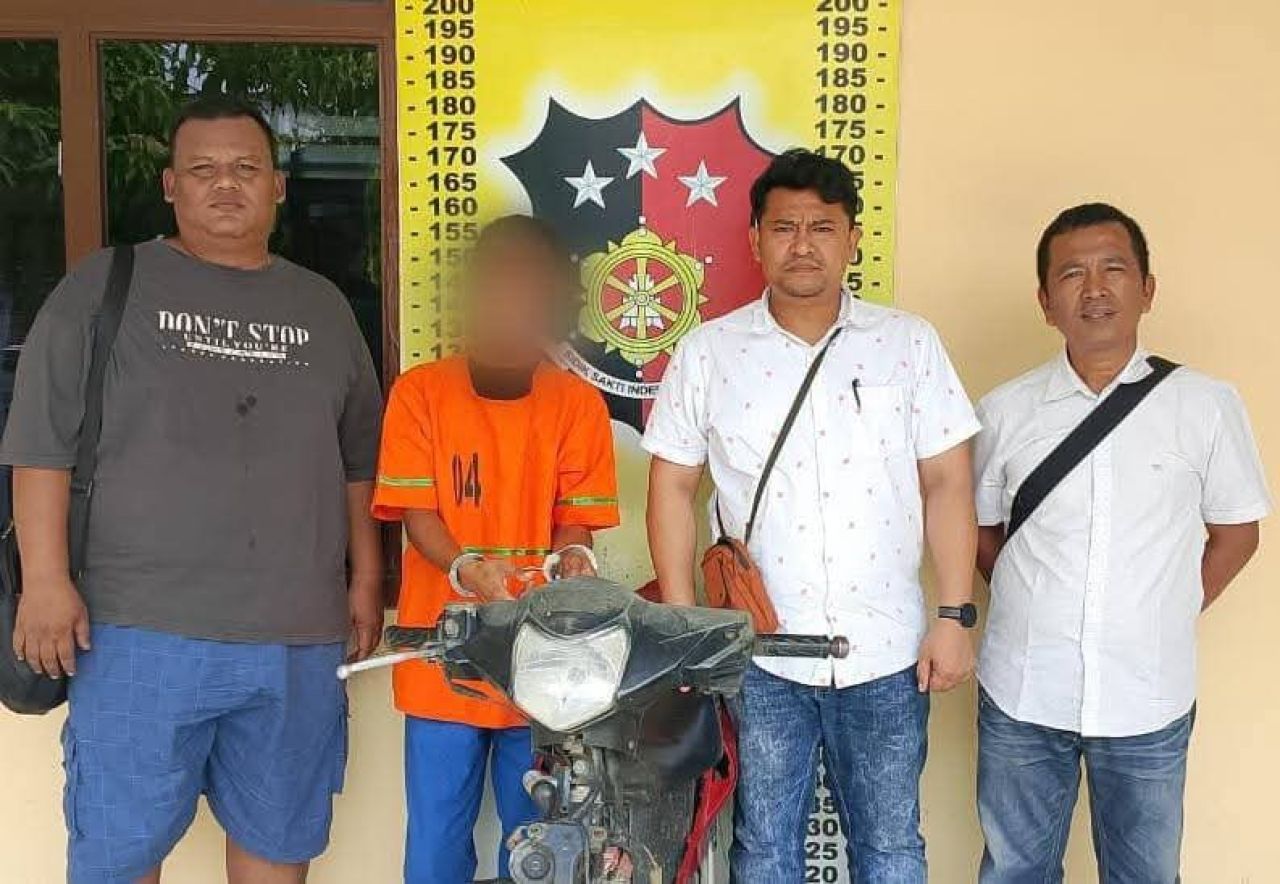 Sanggup Parningotan Sinaga saat diamankan Polsek Perdagangan