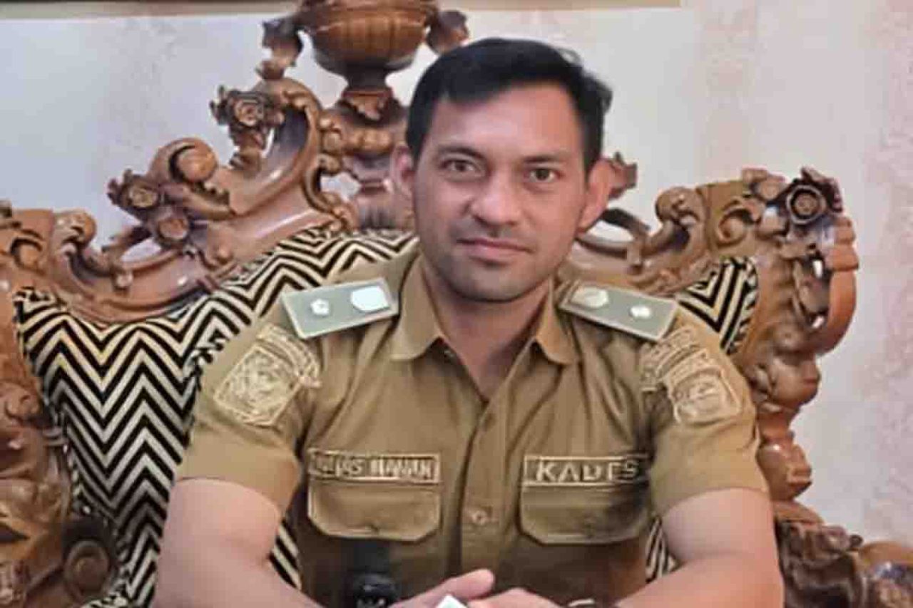 Kepala Desa Mandiodo, Alias Manan