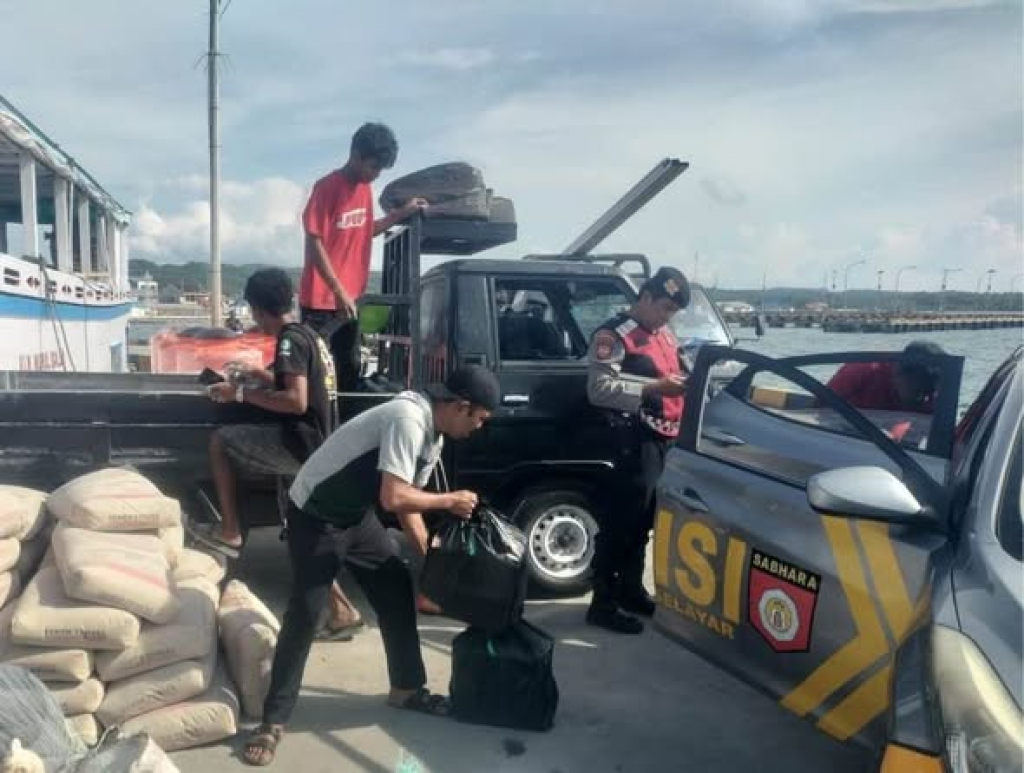 Minuman keras yang diamankan petugas Polres Selayar