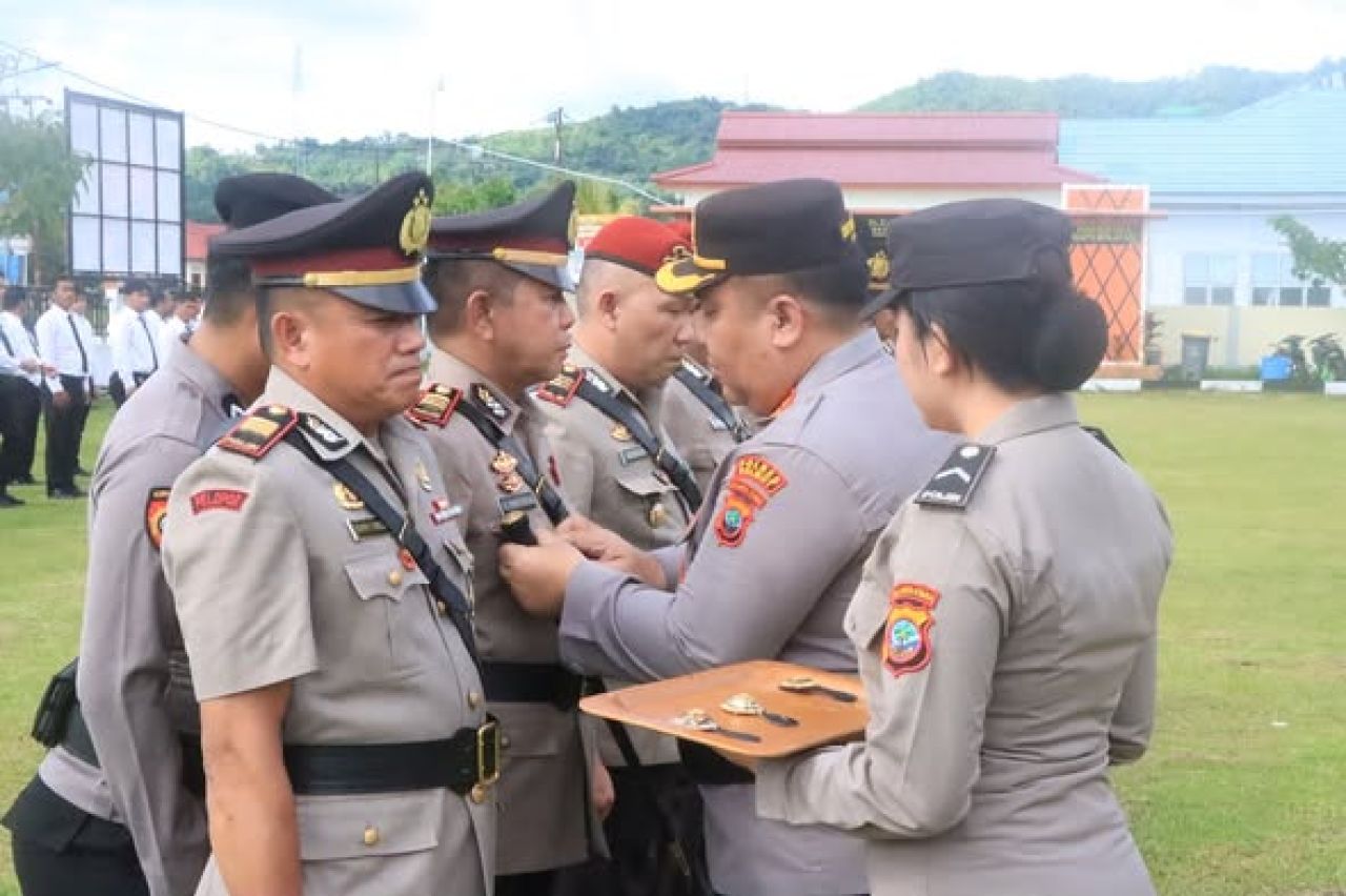 Serah terima jabatan di Polres Bolaang Mongondow (Bolmong) Utara