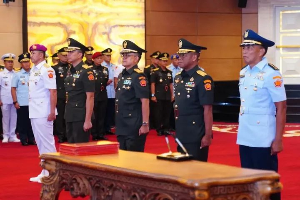 Serah terima jabatan di jajaran TNI