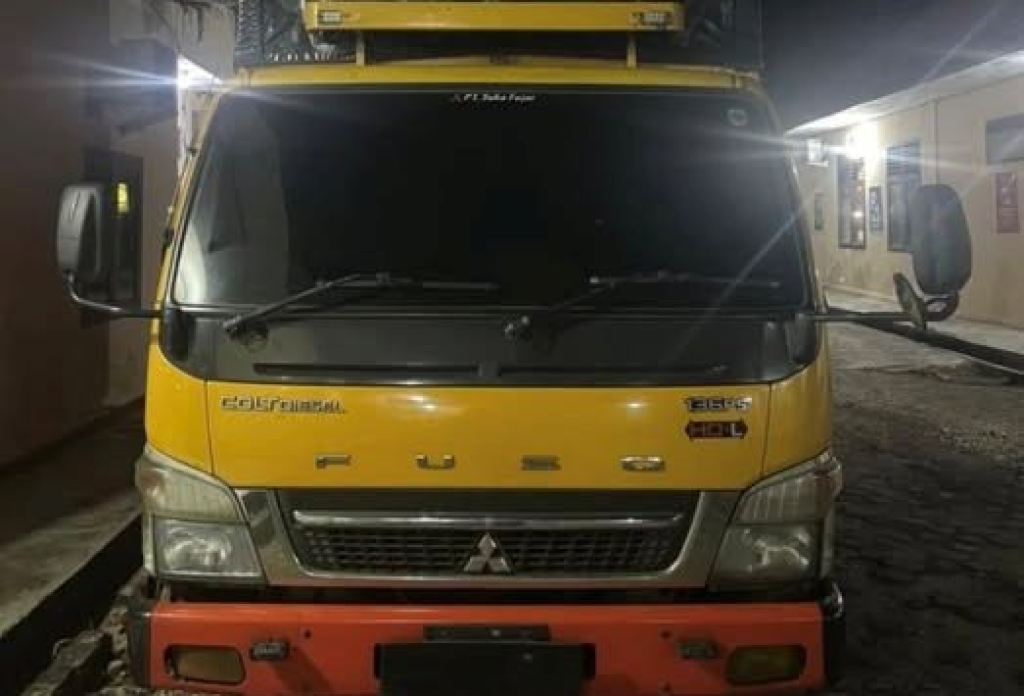 Truk pengangkut BBM ilegal yang diamankan Polda Jambi