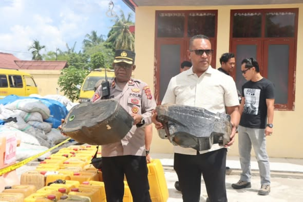 Barang bukti BBM yang diamankan Polres Biak Numfor