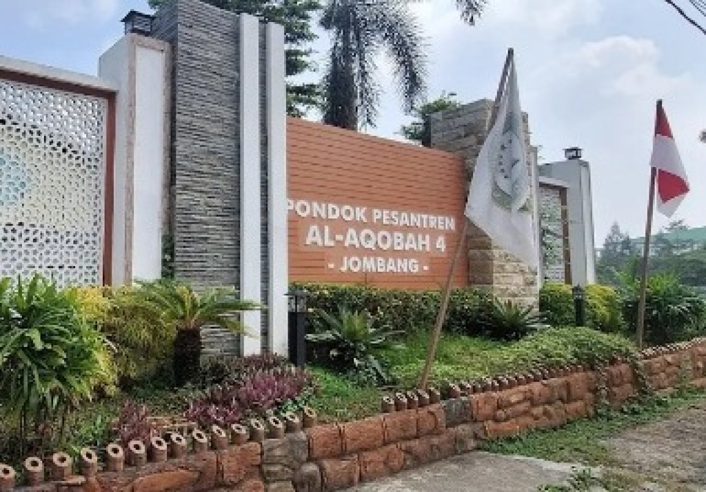 Pondok Pesantren Al Aqobah