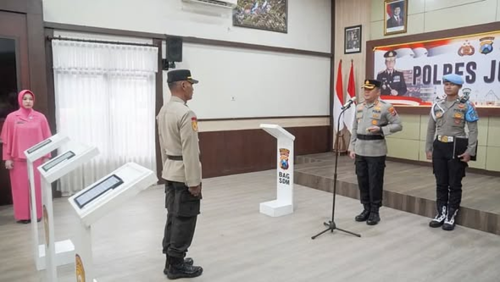 Sertijab di Polres Jombang