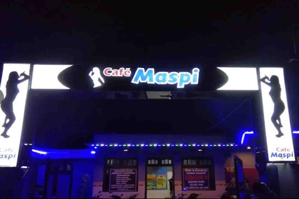 Cafe Maspi di Jalan Pahlawan nomor 12, Sukomulyo, Kecamatan Lamongan, Kabupaten Lamongan