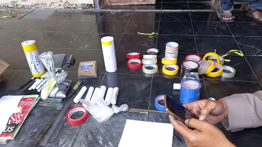 Bahan petasan yang diamankan Polsek Sukorejo
