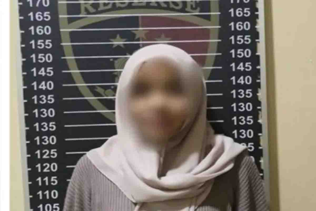 Pelaku berinisial RS