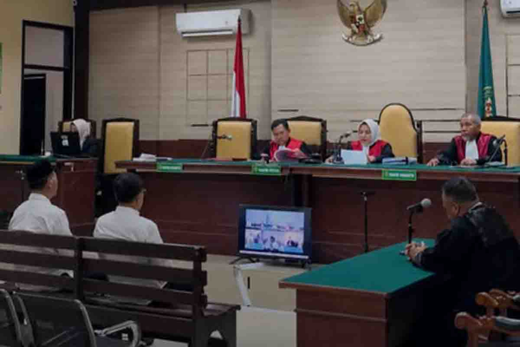 Sidang vonis Suyahman dan Joko Endarto di Pengadilan Tipikor Surabaya