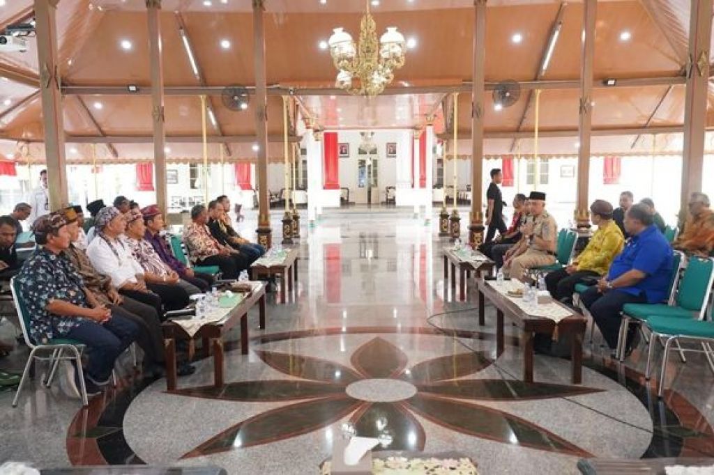 Along-polong sareng Pj. Bupati Bangkalan