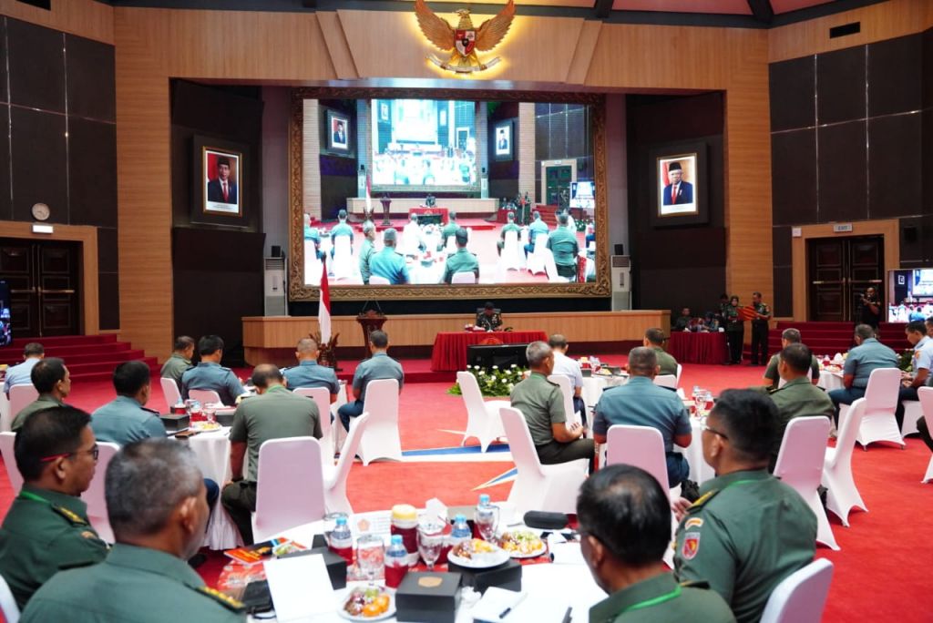 Mayjen TNI Mochamad Syafei Kasno saat membuka Rapat Evaluasi Progjagar Bidang Teritorial Tahun Anggaran 2023