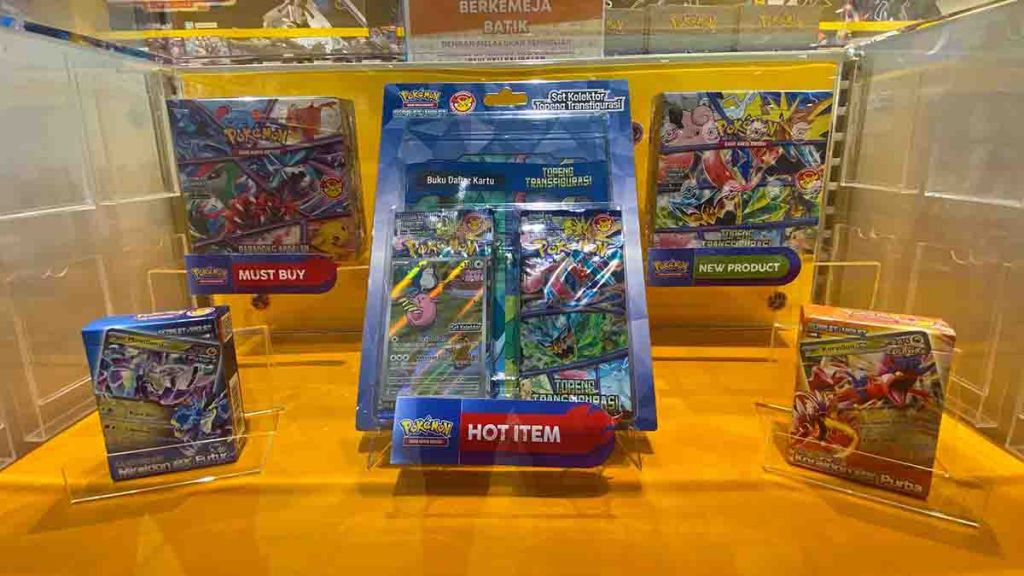 Pokemon Game Kartu Koleksi Topeng Transfigurasi Hadirkan Set Kolektor