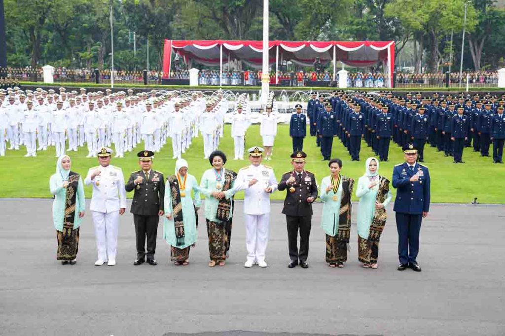 Pelantikan Prasetya Perwira (Praspa) 833 Personel TNI-Polri TA 2023