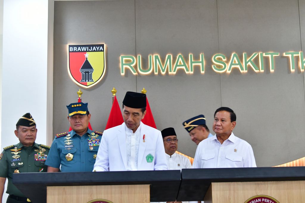 Jokowi resmikan dua Rumah Sakit di jajaran TNl