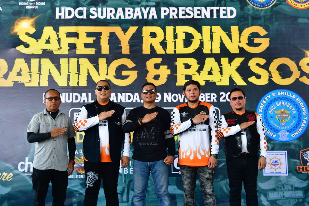 Safety Riding Training dan Baksos yang digelar Harley Davidson Club Indonesia