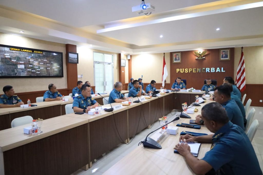 Inspektur Jenderal Angkatan Laut (Irjenal) Laksamana Muda TNI Rubiyanto menutup pelaksanaan audit