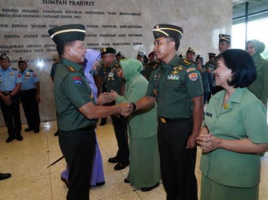 Jenderal TNI Agus Subiyanto secara resmi menerima laporan korps kenaikan pangkat 12 orang Perwira Tinggi TNI