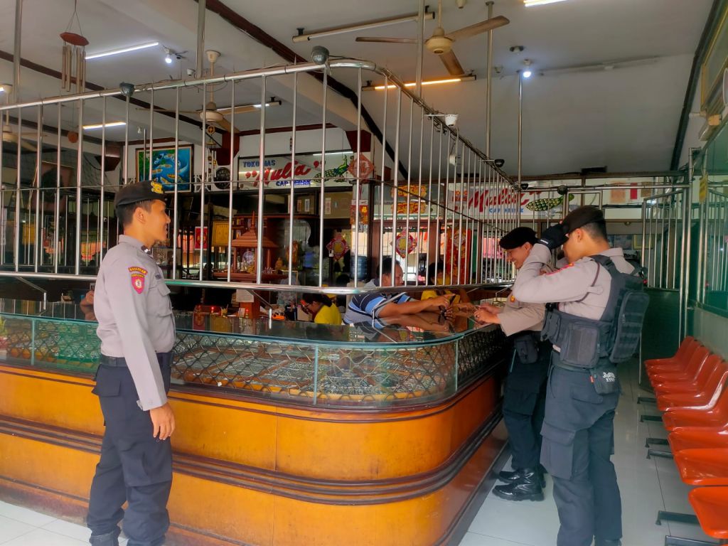 Polres Kediri Kota melaksanakan patroli ke obyek – obyek vital