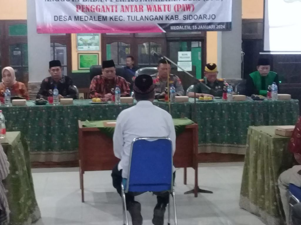 Acara pelantikan dan pengambilan sumpah/janji Pengganti Antar Waktu BPD
