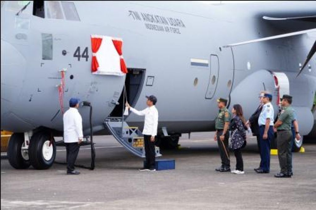 Penyerahan pesawat Super Hercules C-130 J unit keempat pesanan Indonesia