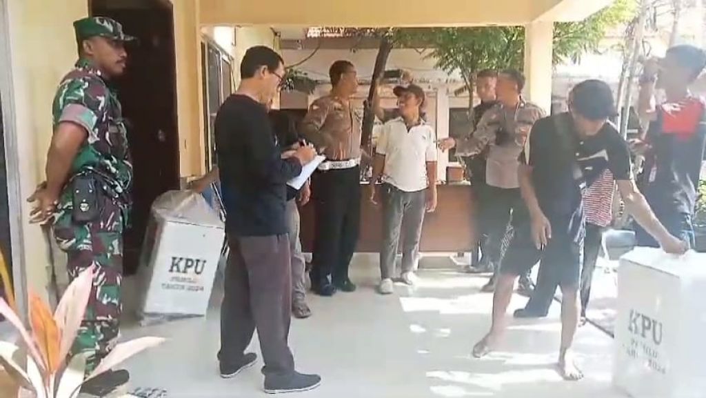 Pendistribusian logistik kotak dan bilik suara pemilu Tahun 2024