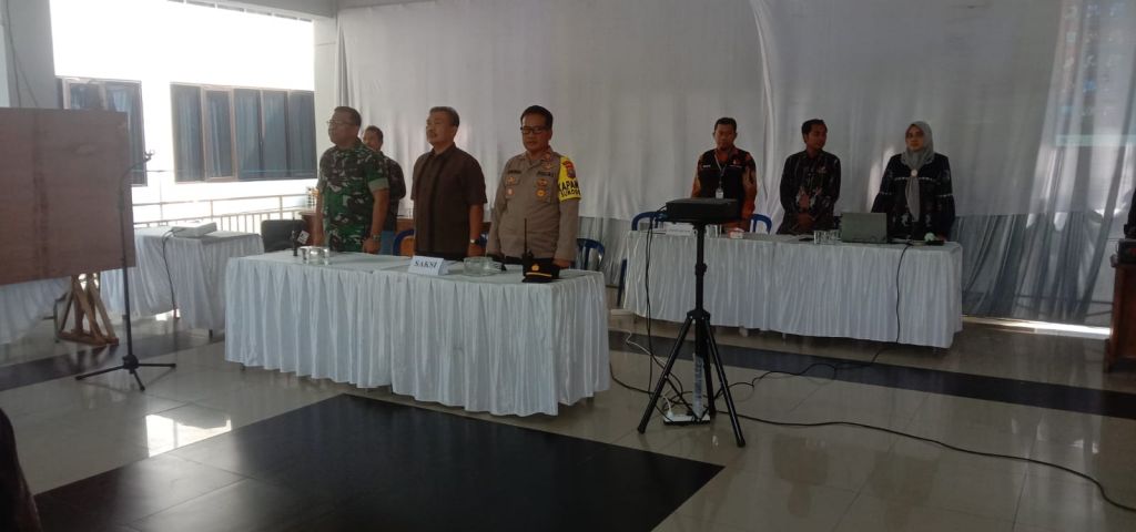 Kapten Inf Kabul Tarmanto menghadiri Rapat Pleno Terbuka Rekapitulasi Hasil Penghitungan Suara