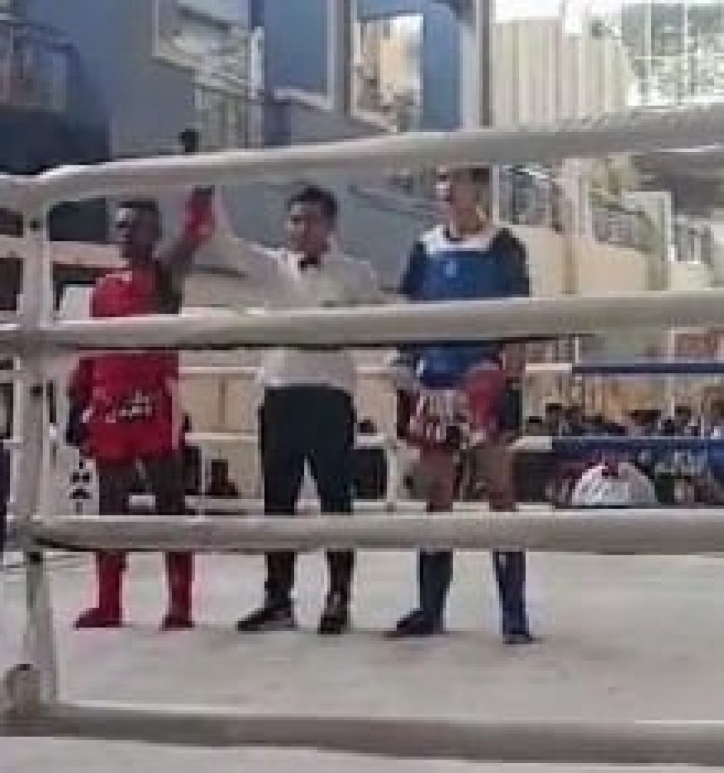 Praka Yulianus Imbir usai meraih juara