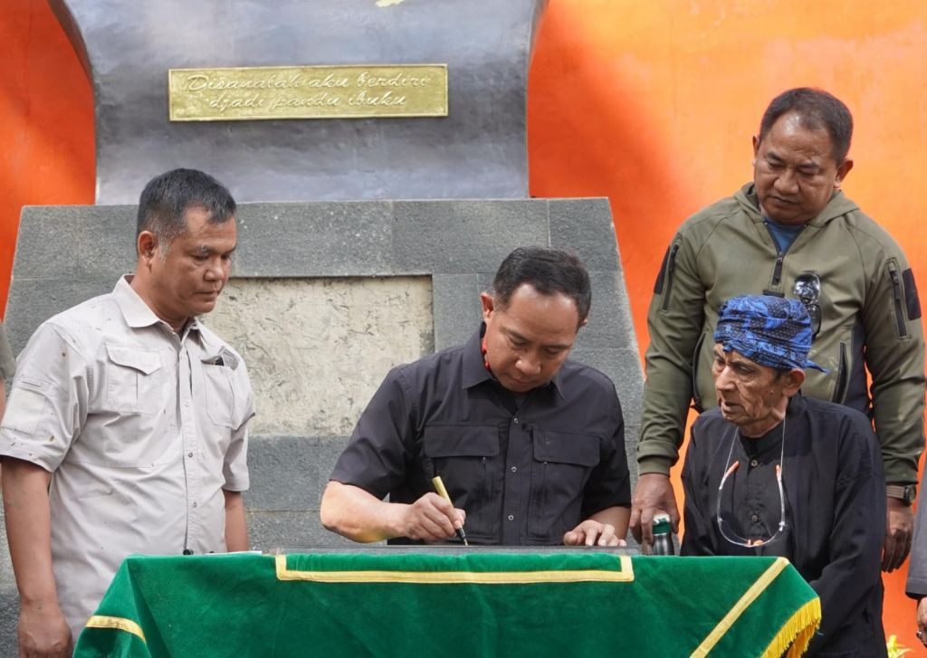 Peresmian Replika Benteng Cikahuripan