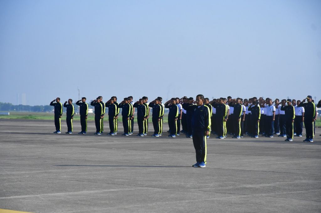 Puspenerbal resmi memberangkatkan kontingen atletnya yang akan berlaga di Pekan Olahraga TNl AL Wilayah Timur