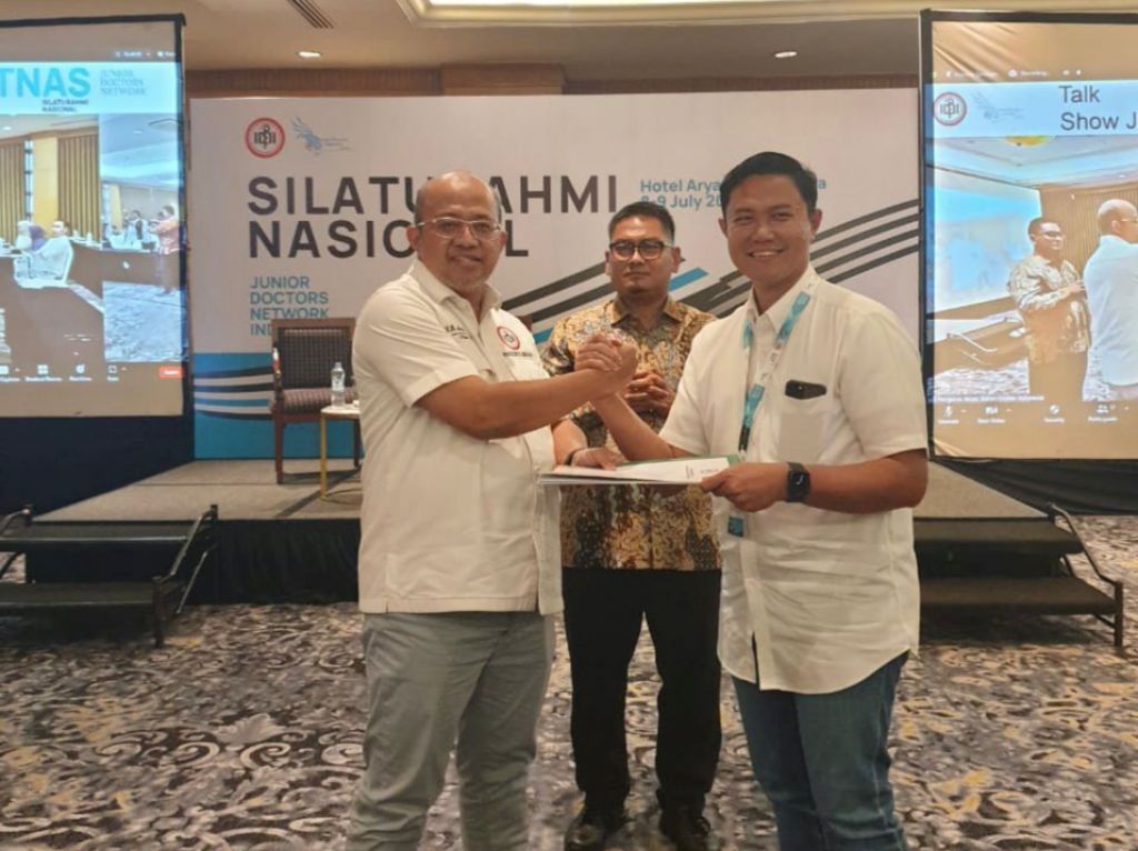 Moh. Adib Khumaidi dan Tommy Dharmawan