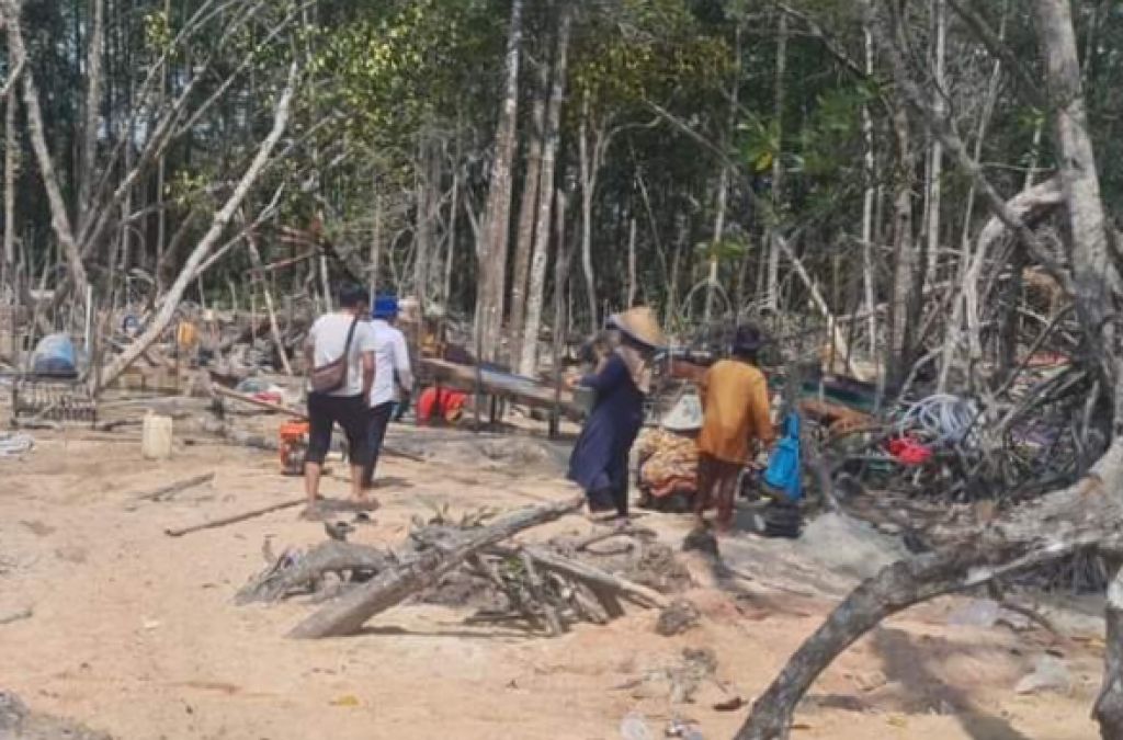 Penertiban tambang ilegal oleh Polres Bangka Barat