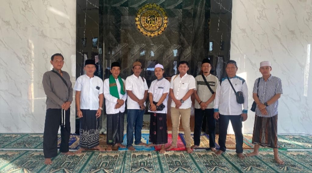 Peserta sebelum berangkat dari masjid Nasrul Umah