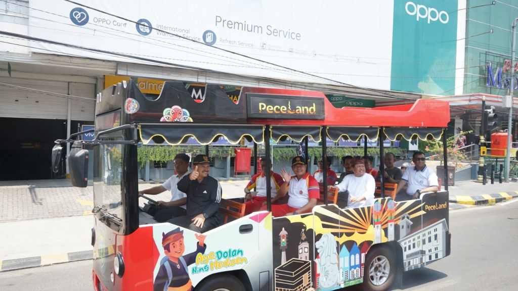 Laksamana TNI Yudo Margono saat berkeliling Kota Madiun