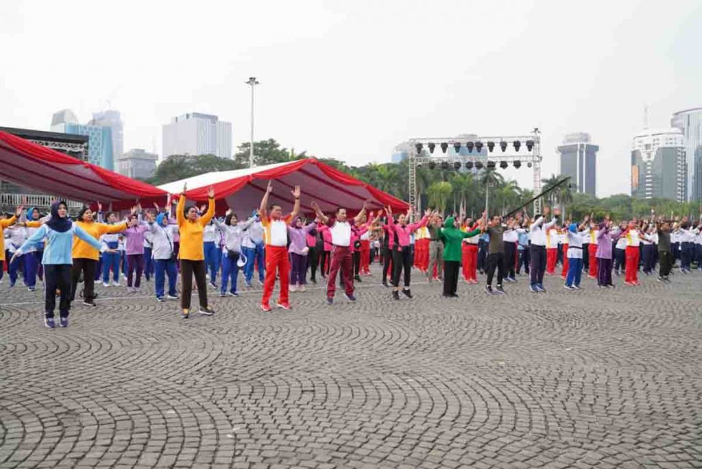 Laksamana TNI Yudo Margono, membuka rangkaian acara dari pelataran silang Monas Jakarta