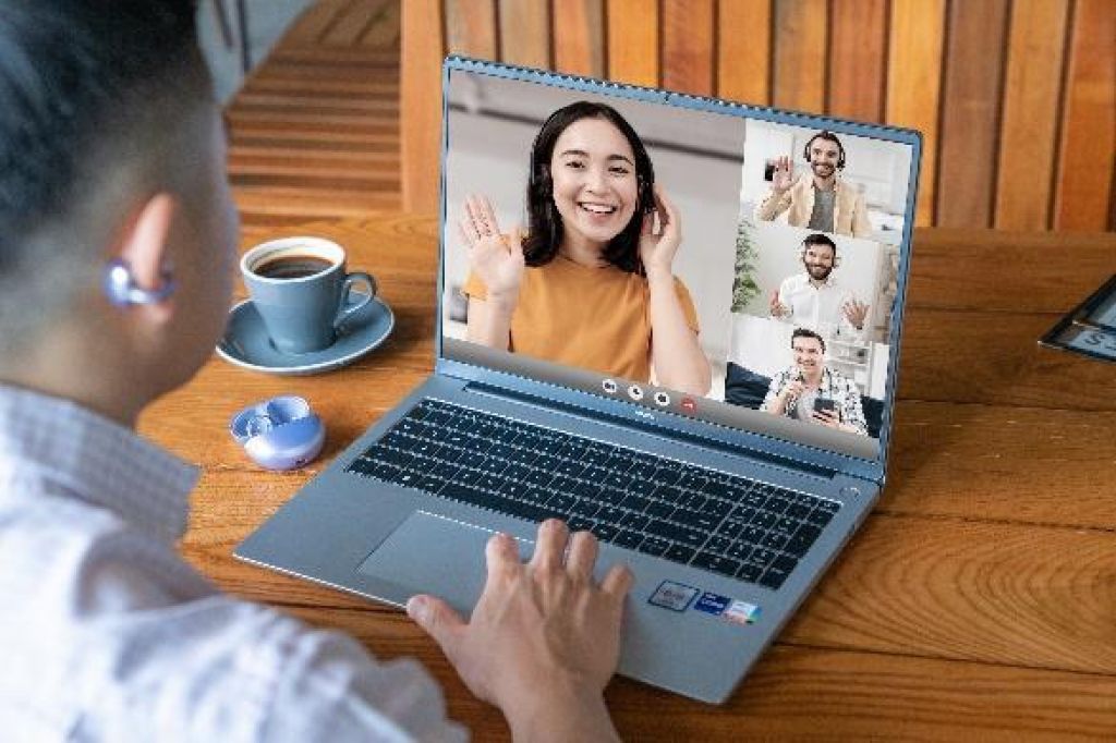 HUAWEI MateBook D 16