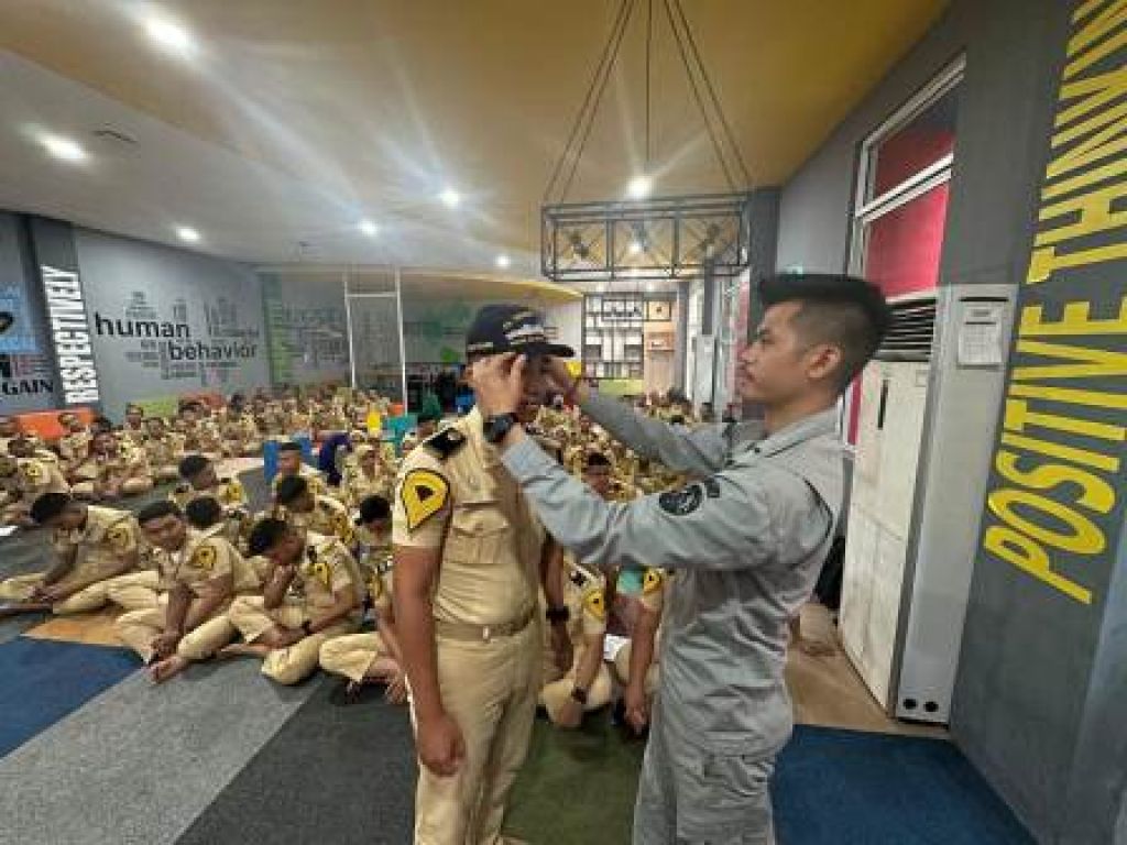 Sosialisasi Tugas dan Fungsi Bakamla RI ke siswa Poltekpel Surabaya