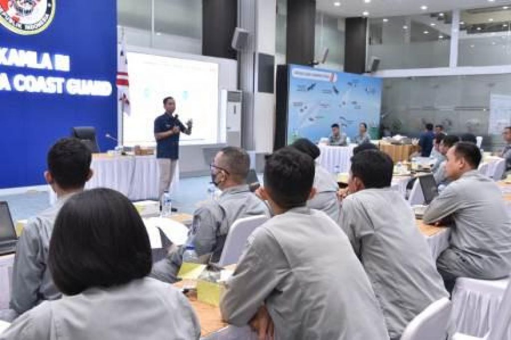 Laksdya TNI Irvansyah, melanjutkan kunjungannya di Filipina