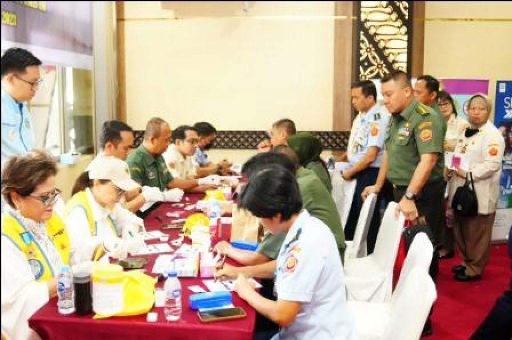 Acara Bakti Kesehatan Pemeriksaan Gula Darah dan Pemeriksaan Mata